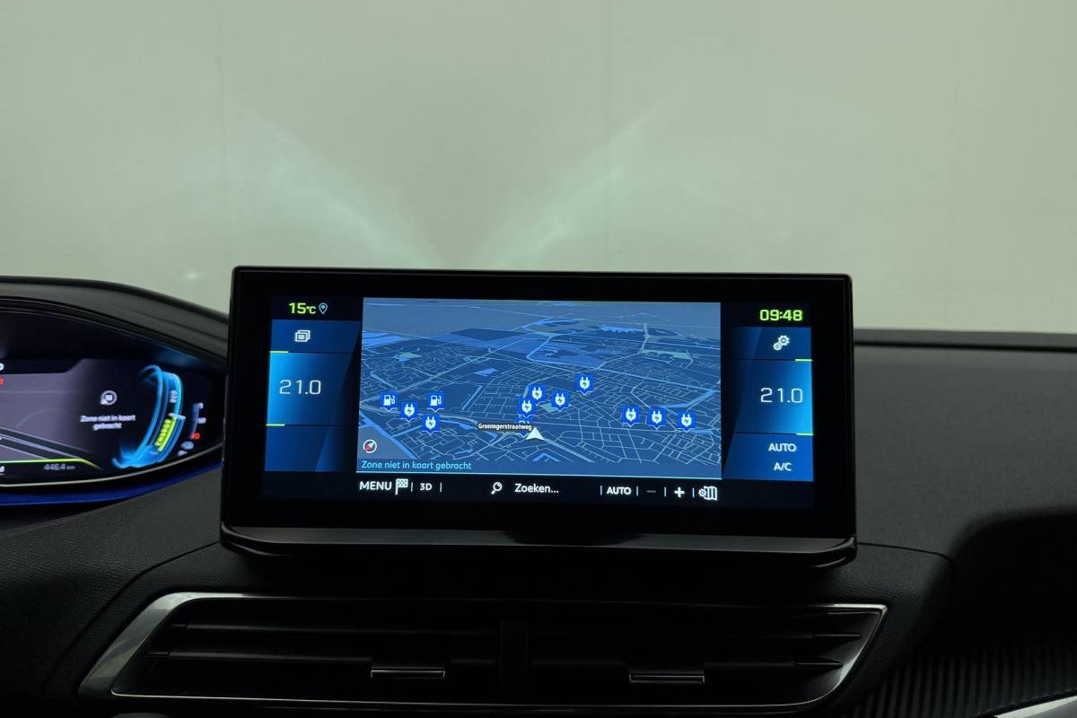Peugeot 3008 Peugeot 3008 1.6 HYbrid 180 Allure Pack Business | Automaat | Apple carplay | Electronic climate control | Dode hoek detectie | Navigatie systeem full map