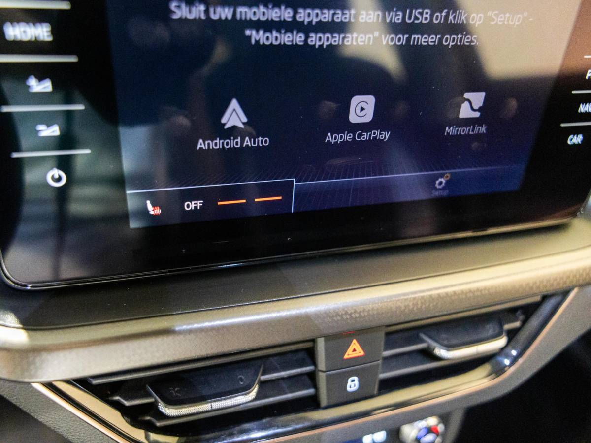 Škoda Kamiq Skoda Kamiq 1.0 TSI Business Edition / 110pk / Stoelverwarming /
