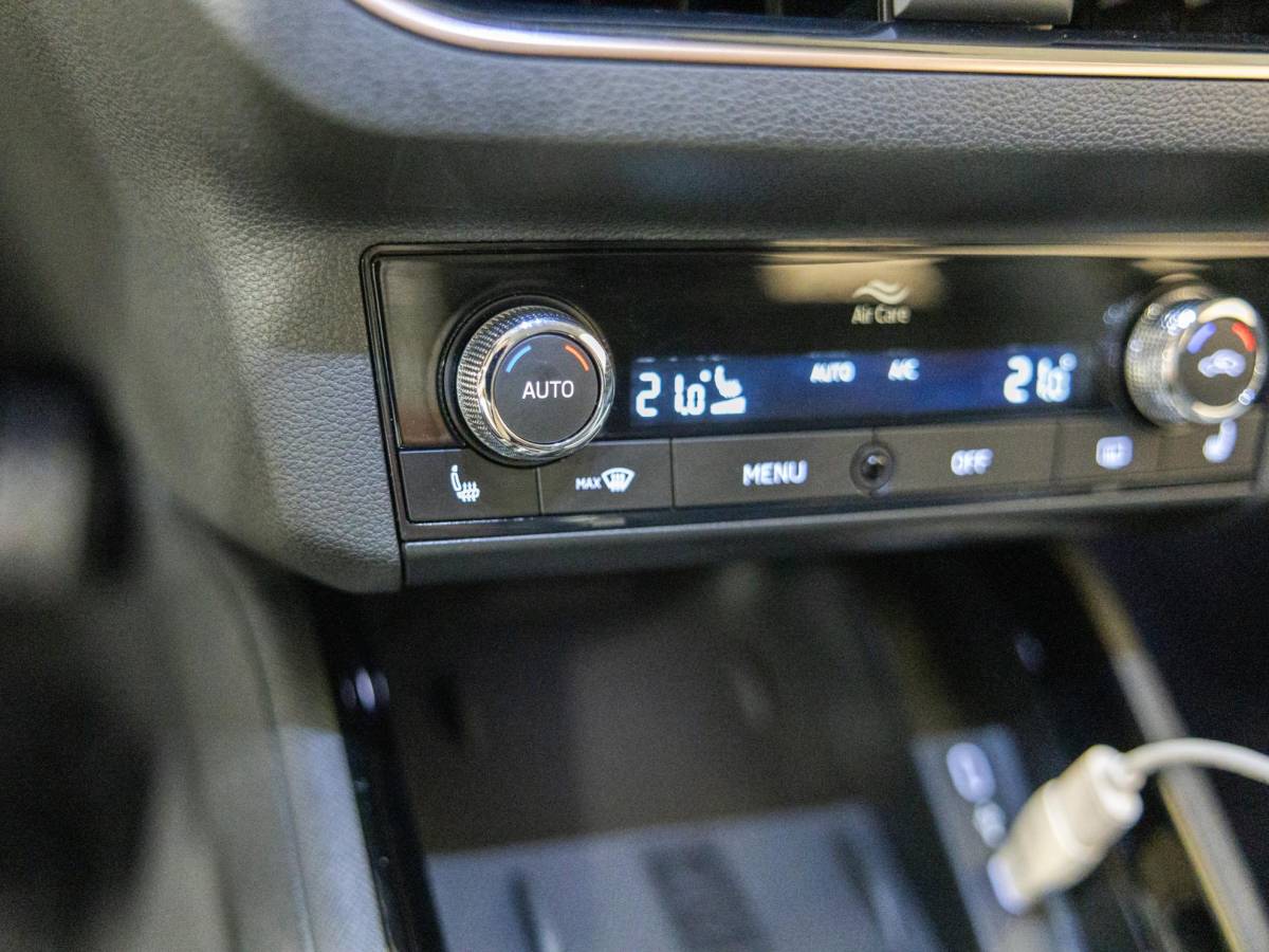 Škoda Kamiq Skoda Kamiq 1.0 TSI Business Edition / 110pk / Stoelverwarming /