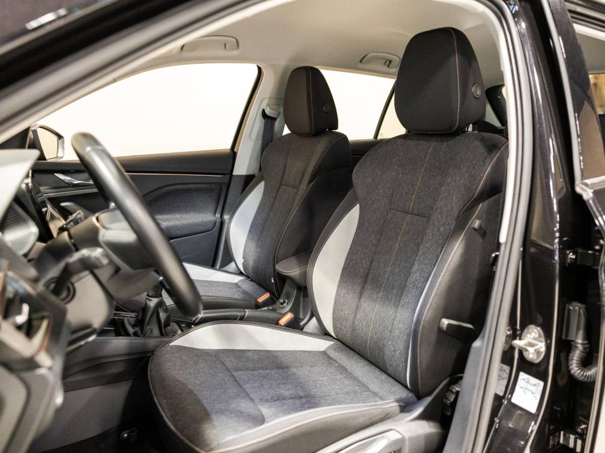 Škoda Kamiq Skoda Kamiq 1.0 TSI Business Edition / 110pk / Stoelverwarming /