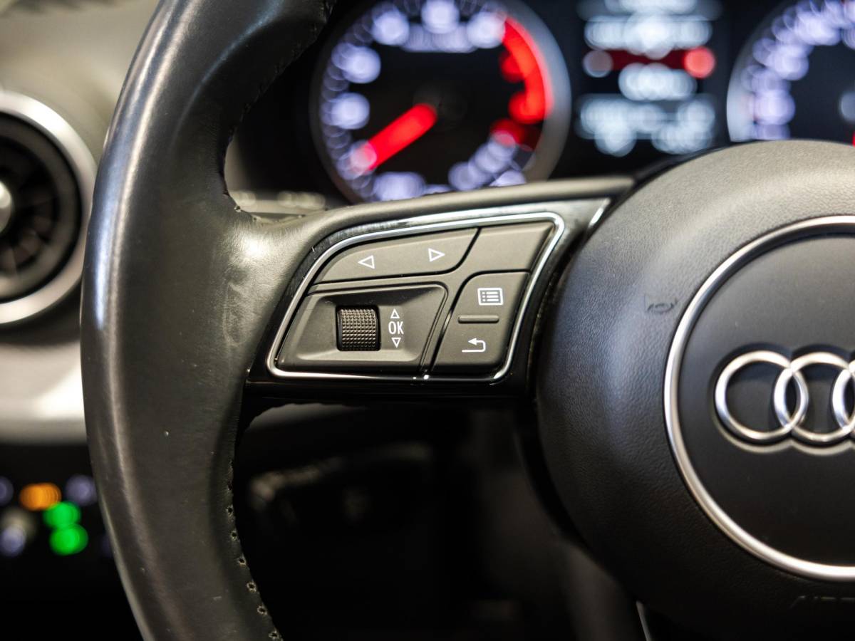 Audi Q2 Audi Q2 30 TFSI Pro Line / 116pk / Stoelverwarming / Automatische klimaatregeling /