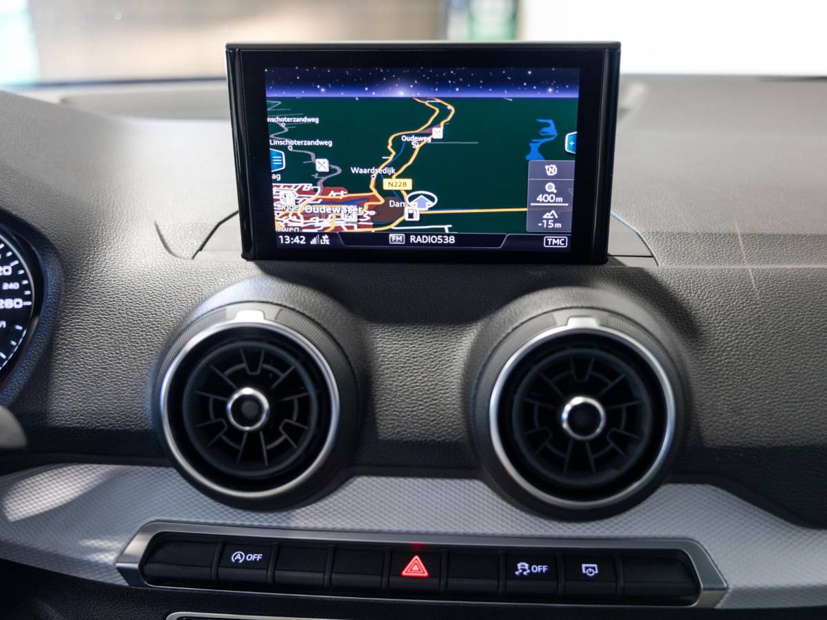 Audi Q2 Audi Q2 30 TFSI Pro Line / 116pk / Stoelverwarming / Automatische klimaatregeling /