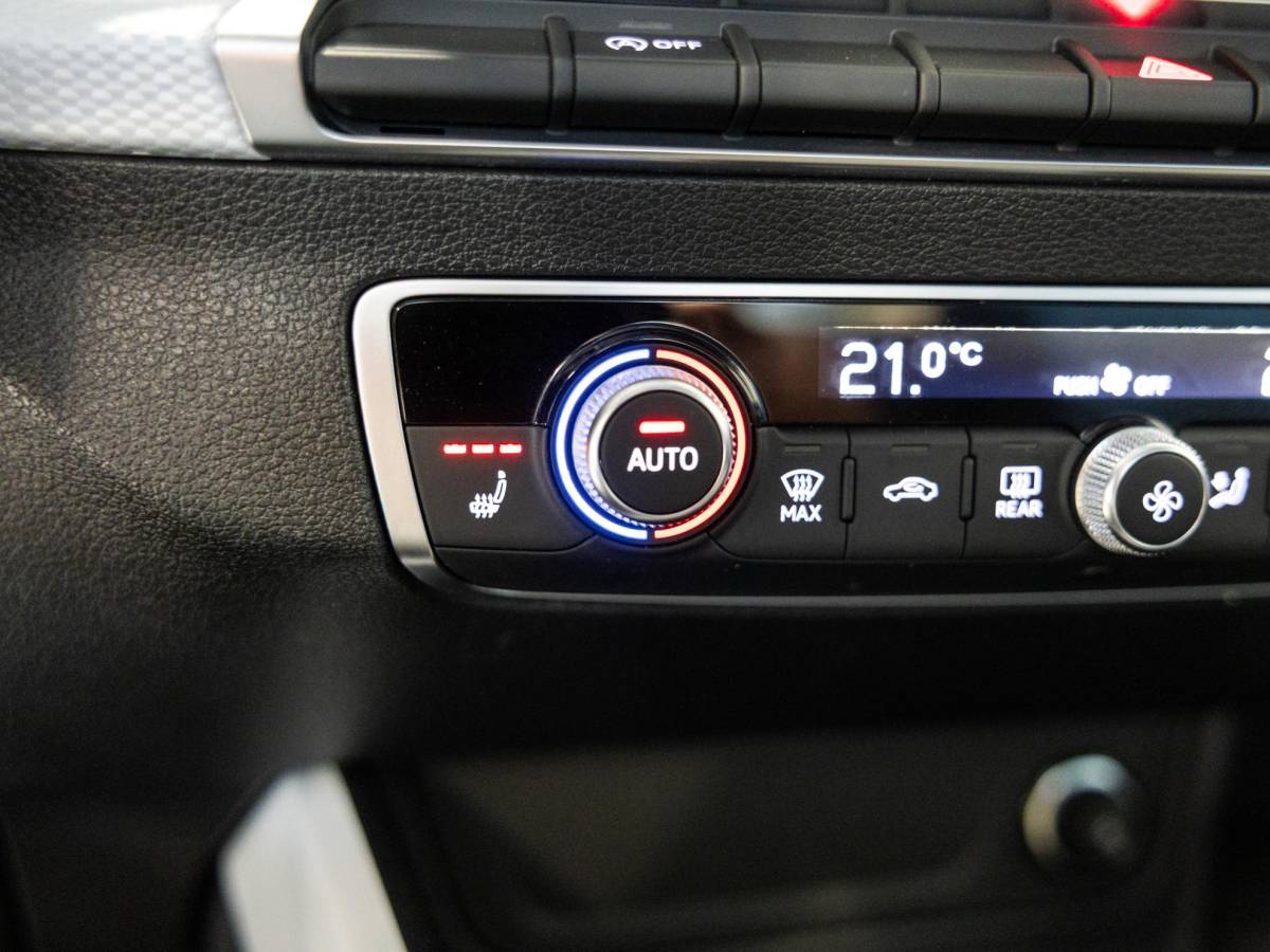 Audi Q2 Audi Q2 30 TFSI Pro Line / 116pk / Stoelverwarming / Automatische klimaatregeling /