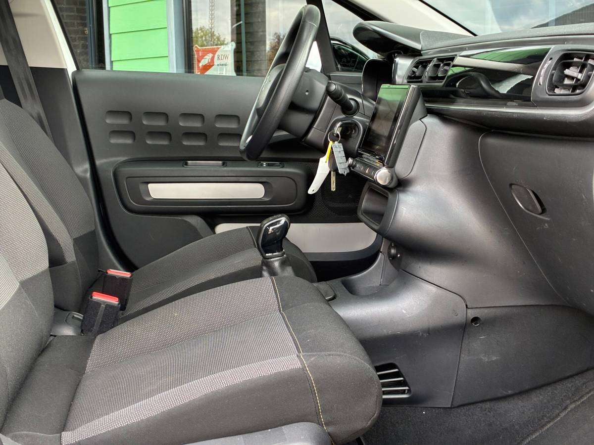Citroën C3 Citroen C3 1.2 PureTech S&S Feel Edition|Navigatie|CruiseControl|Climatronic|Trekhaak|PDC|Nieuwe APK|NAP|