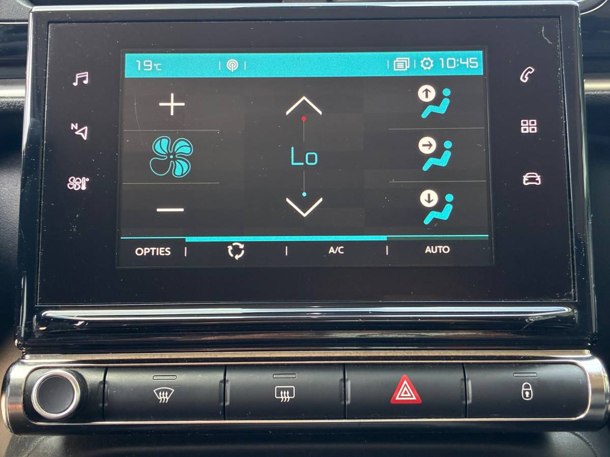 Citroën C3 Citroen C3 1.2 PureTech S&S Feel Edition|Navigatie|CruiseControl|Climatronic|Trekhaak|PDC|Nieuwe APK|NAP|