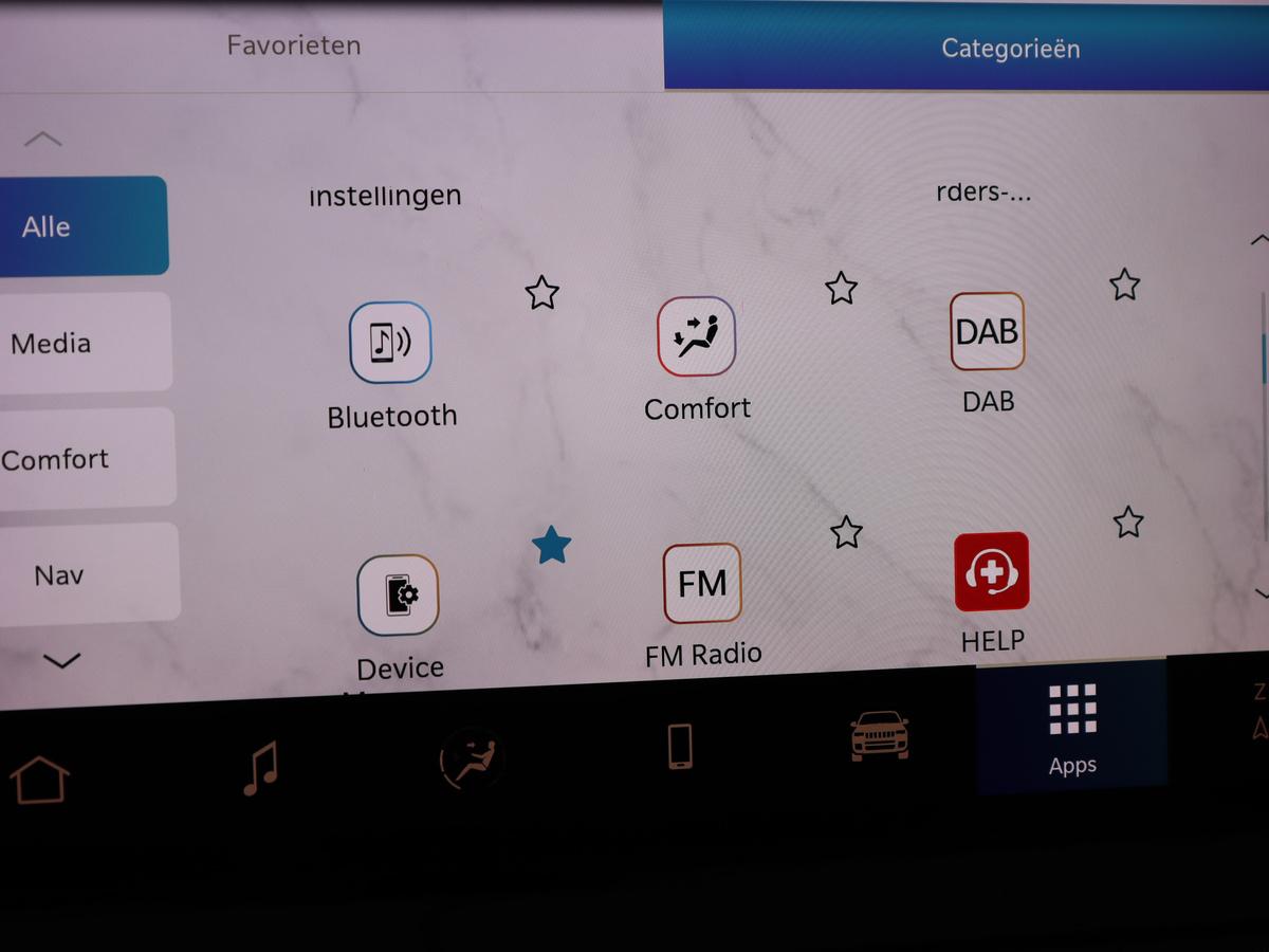 Jeep Compass Jeep Compass 4xe 240 Plug-in Hybrid Electric S |  Stoel & stuurverwarming | Trekhaak | Adaptive cruise | 360 Camera | Leder | Full LED | Carplay | 19” | Keyless | Navigatie | PHEV