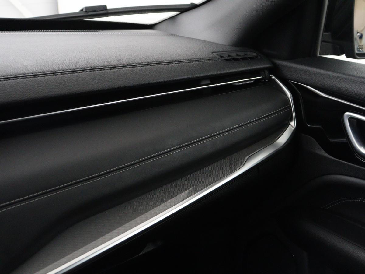 Jeep Compass Jeep Compass 4xe 240 Plug-in Hybrid Electric S |  Stoel & stuurverwarming | Trekhaak | Adaptive cruise | 360 Camera | Leder | Full LED | Carplay | 19” | Keyless | Navigatie | PHEV