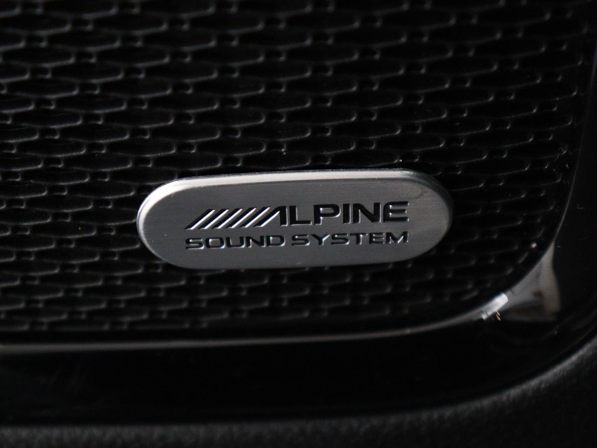 Jeep Compass Jeep Compass 4xe 240 Plug-in Hybrid Electric S |  Stoel & stuurverwarming | Trekhaak | Adaptive cruise | 360 Camera | Leder | Full LED | Carplay | 19” | Keyless | Navigatie | PHEV