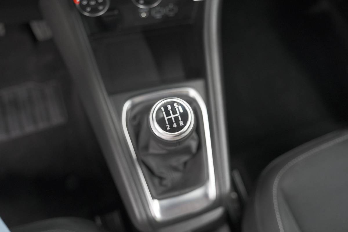 Renault Captur Renault Captur TCe 100 Intens | Camera | Navigatie | Parkeersensoren | Apple Carplay