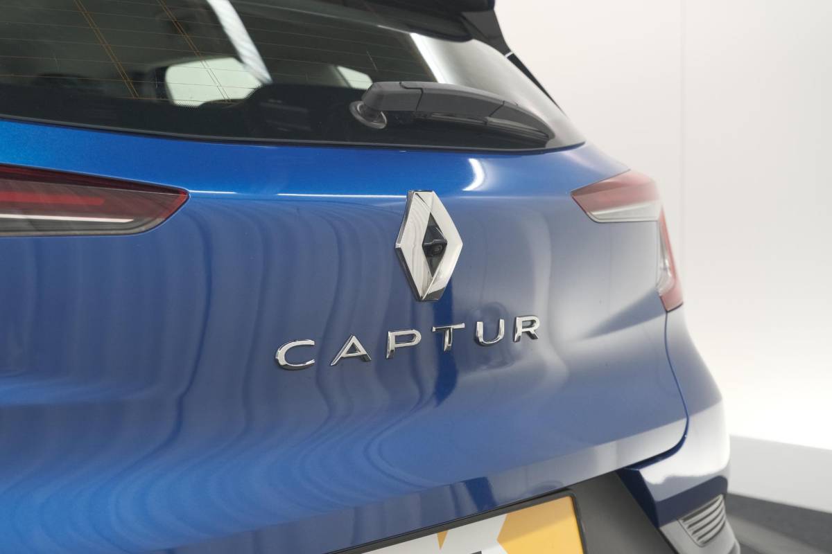 Renault Captur Renault Captur TCe 100 Intens | Camera | Navigatie | Parkeersensoren | Apple Carplay