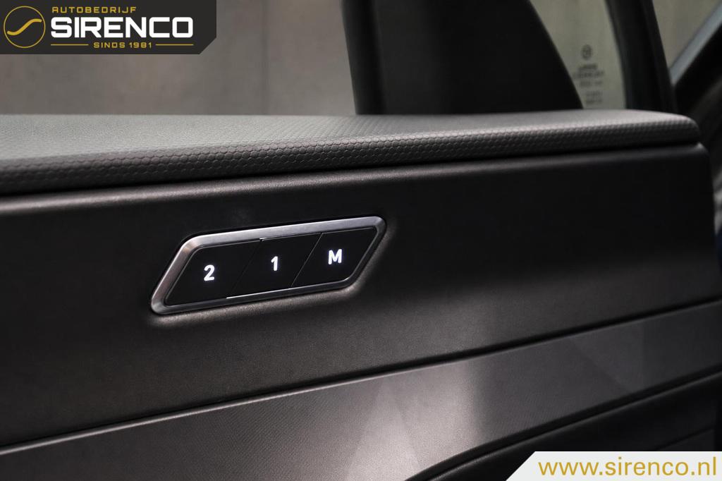 Lynk & Co 01 Lynk & Co 01 1.5 | komt binnen | panoramadak | stoelverwarming |Android auto & Apple carplay |dab | adaptive cruise control | sfeerverlichting |