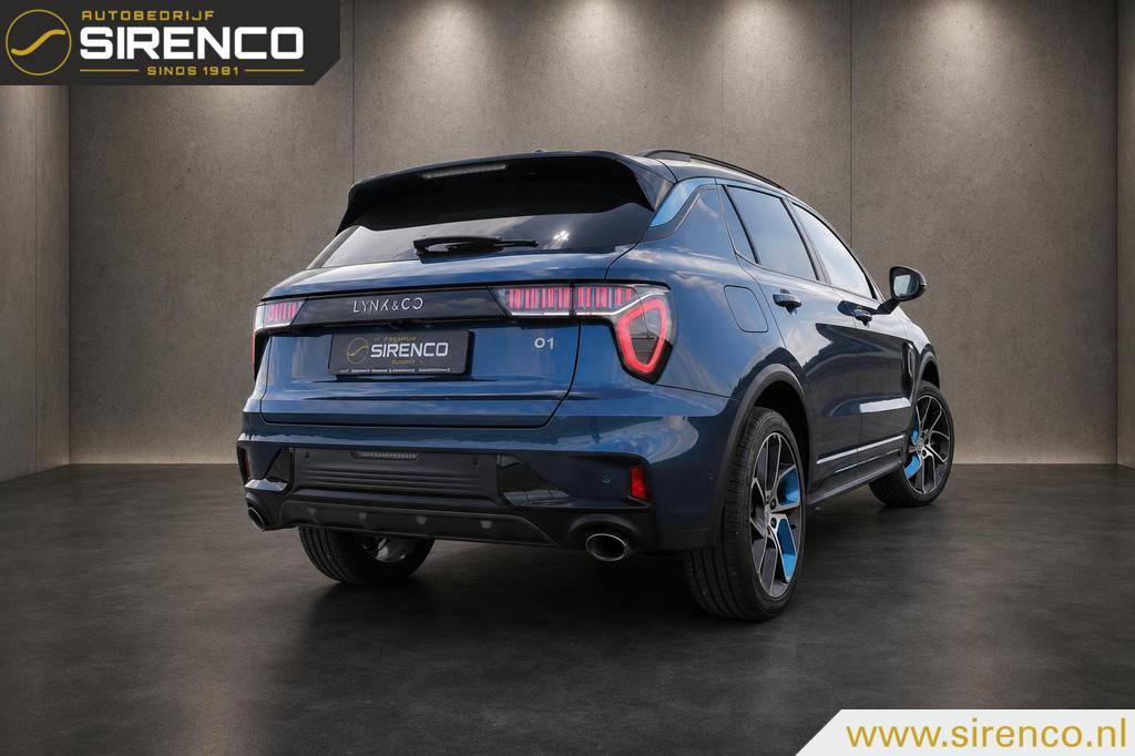 Lynk & Co 01 Lynk & Co 01 1.5 | komt binnen | panoramadak | stoelverwarming |Android auto & Apple carplay |dab | adaptive cruise control | sfeerverlichting |