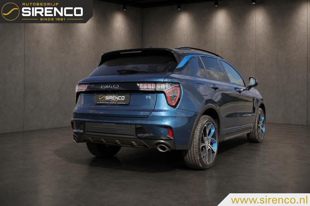 Lynk & Co 01 Lynk & Co 01 1.5| komt binnen | 360 camera met 3d view | panoramadak | phev | stoelverwarming |