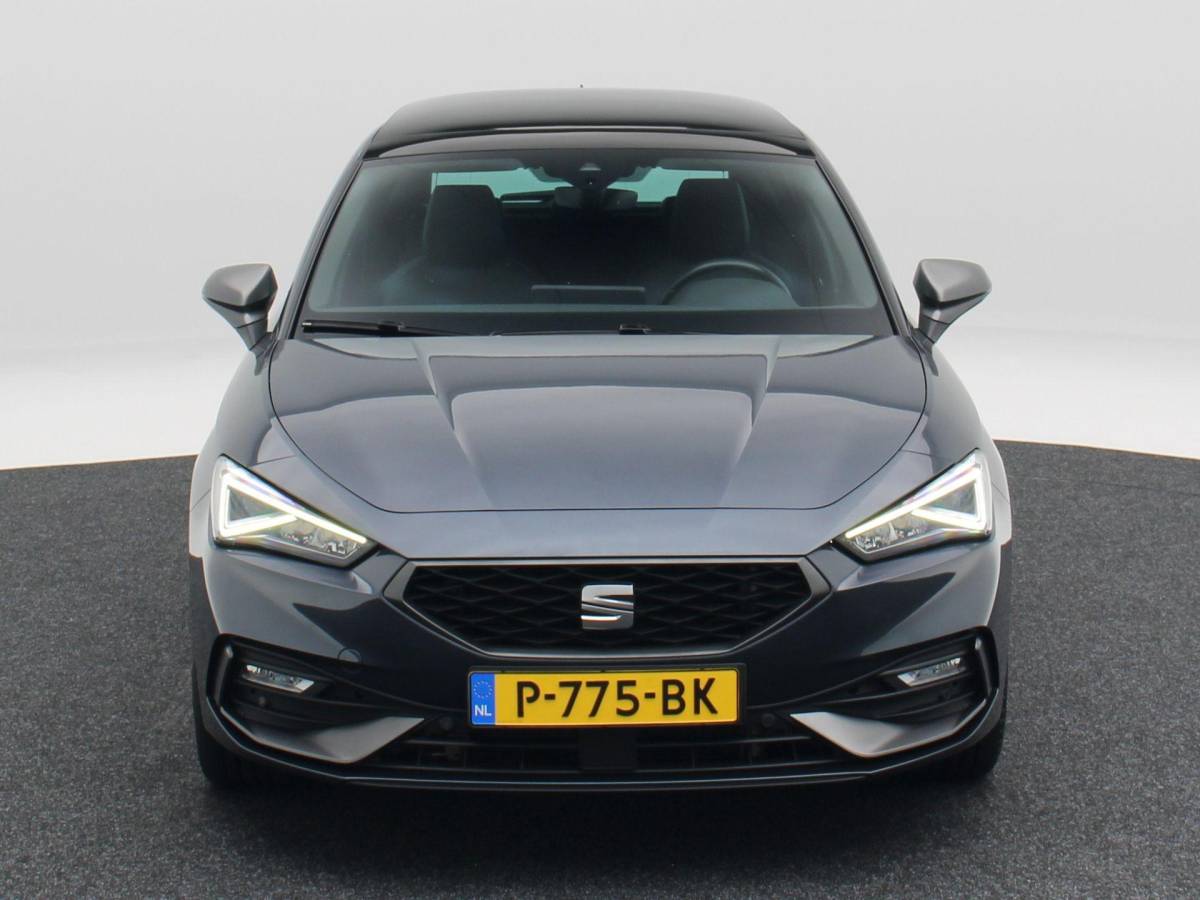 SEAT Leon SEAT Leon 1.4 TSi 204 Pk eHybrid PHEV FR Business Intense | Stoel/Stuurverwarming | Panoramadak | Camera | Navigatie | CarPlay | 18 Inch | 87.610 Km !!
