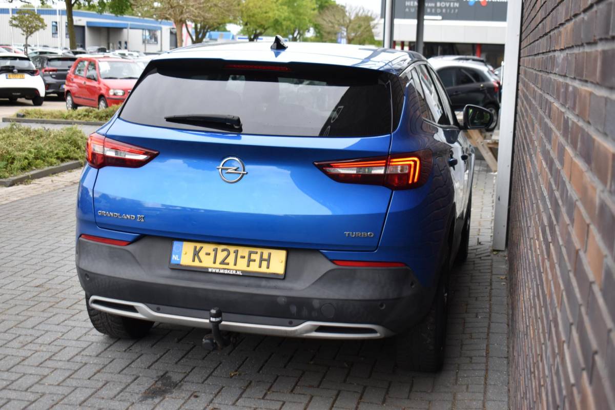 Opel Grandland X Opel Grandland X 1.2 Turbo ECC LMV TREKHAAK NAVI CRUISE