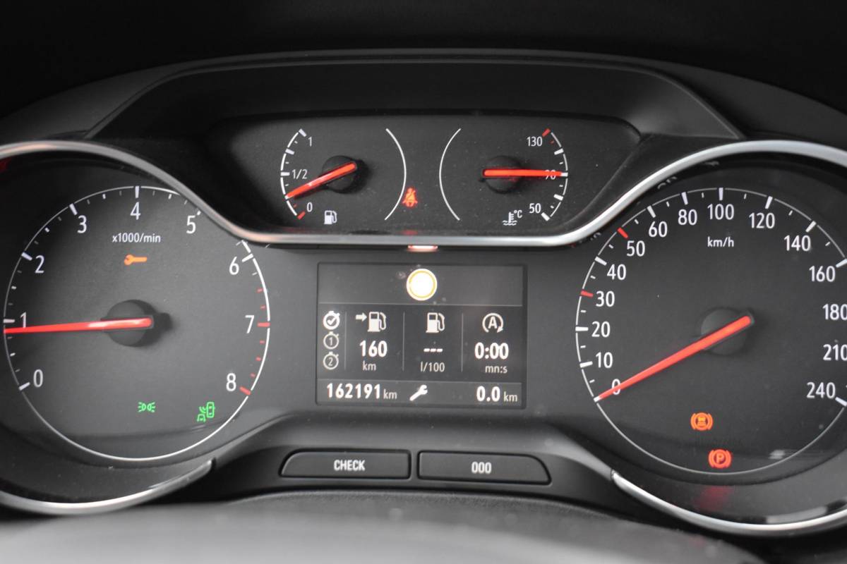 Opel Grandland X Opel Grandland X 1.2 Turbo ECC LMV TREKHAAK NAVI CRUISE