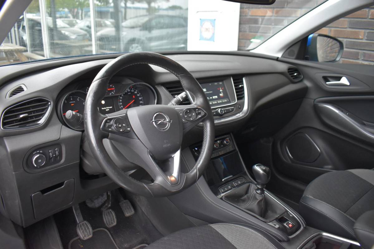 Opel Grandland X Opel Grandland X 1.2 Turbo ECC LMV TREKHAAK NAVI CRUISE