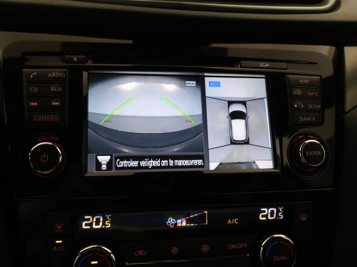 Nissan QASHQAI Nissan Qashqai 1.2 N-CONNECTA + TREKHAAK | 18 INCH | PANORAMA | 360 CAMERA
