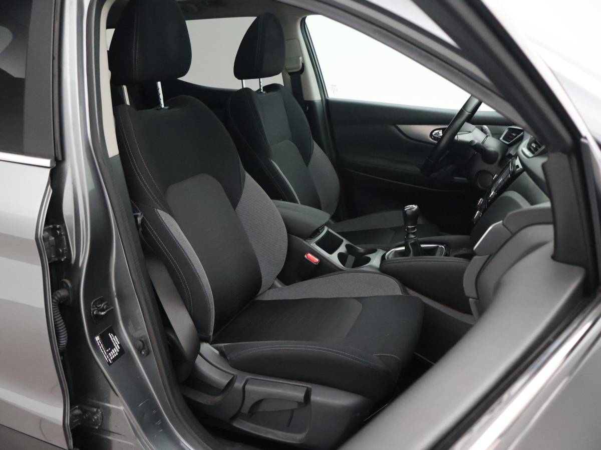 Nissan QASHQAI Nissan Qashqai 1.2 N-CONNECTA + TREKHAAK | 18 INCH | PANORAMA | 360 CAMERA