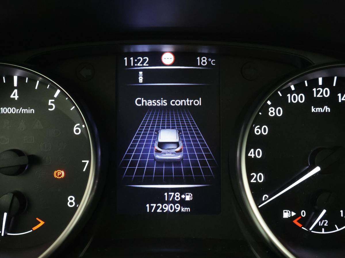 Nissan QASHQAI Nissan Qashqai 1.2 N-CONNECTA + TREKHAAK | 18 INCH | PANORAMA | 360 CAMERA