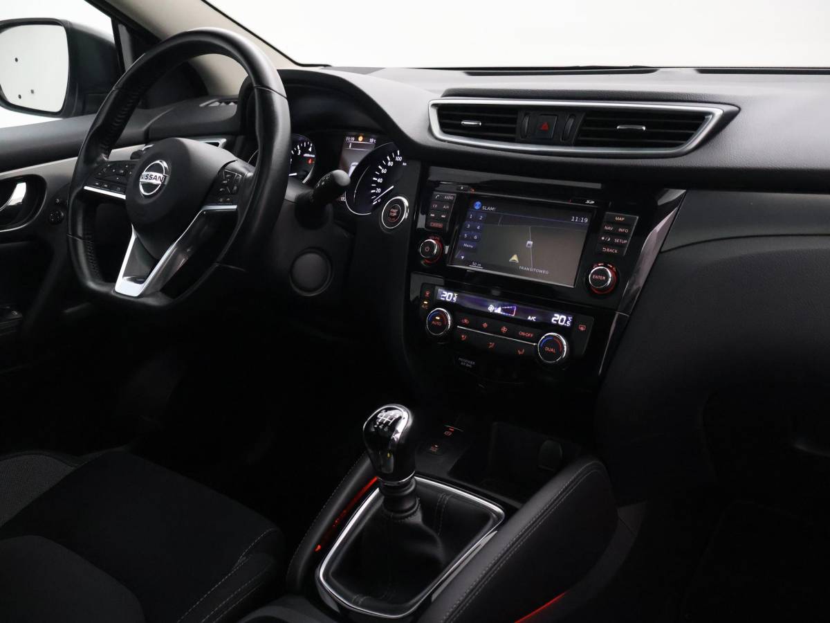 Nissan QASHQAI Nissan Qashqai 1.2 N-CONNECTA + TREKHAAK | 18 INCH | PANORAMA | 360 CAMERA