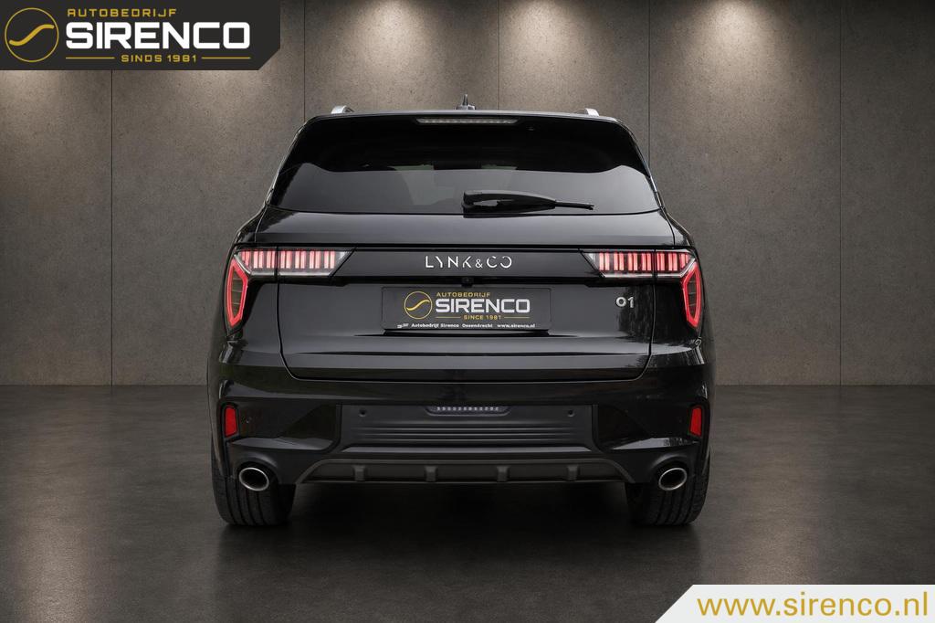 Lynk & Co 01 Lynk & Co 01 1.5 | komt binnen | panodak | stoelverwarming |Android auto & Apple carplay |dab | adaptive cruise control | sfeerverlichting |