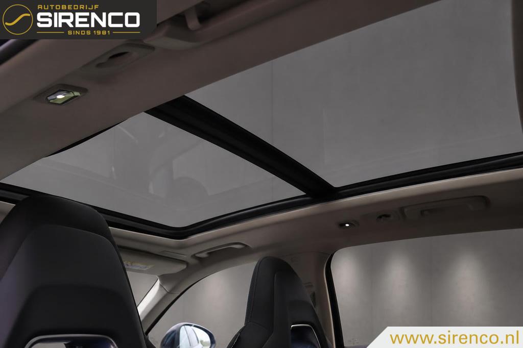 Lynk & Co 01 Lynk & Co 01 1.5 | komt binnen | panodak | stoelverwarming |Android auto & Apple carplay |dab | adaptive cruise control | sfeerverlichting |