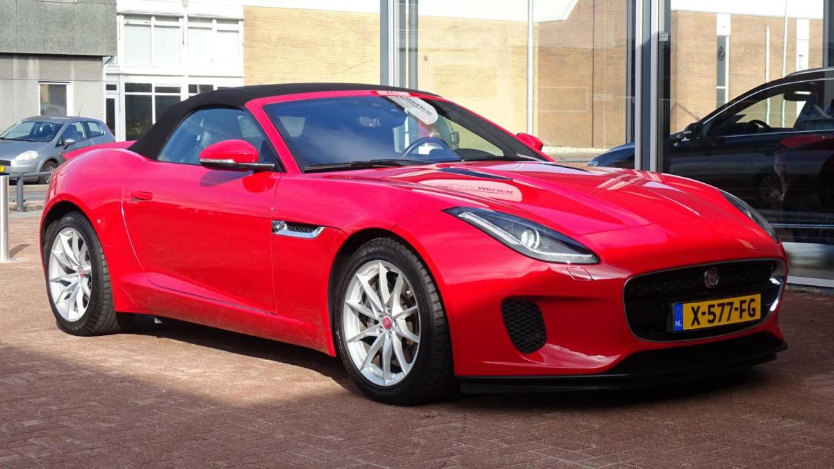 Jaguar F-TYPE Jaguar F-TYPE 2.0T Cabriolet | Automaat | 2018 | 112.000km | Vol opties | Dealerauto | Camera | Inruil mogelijk