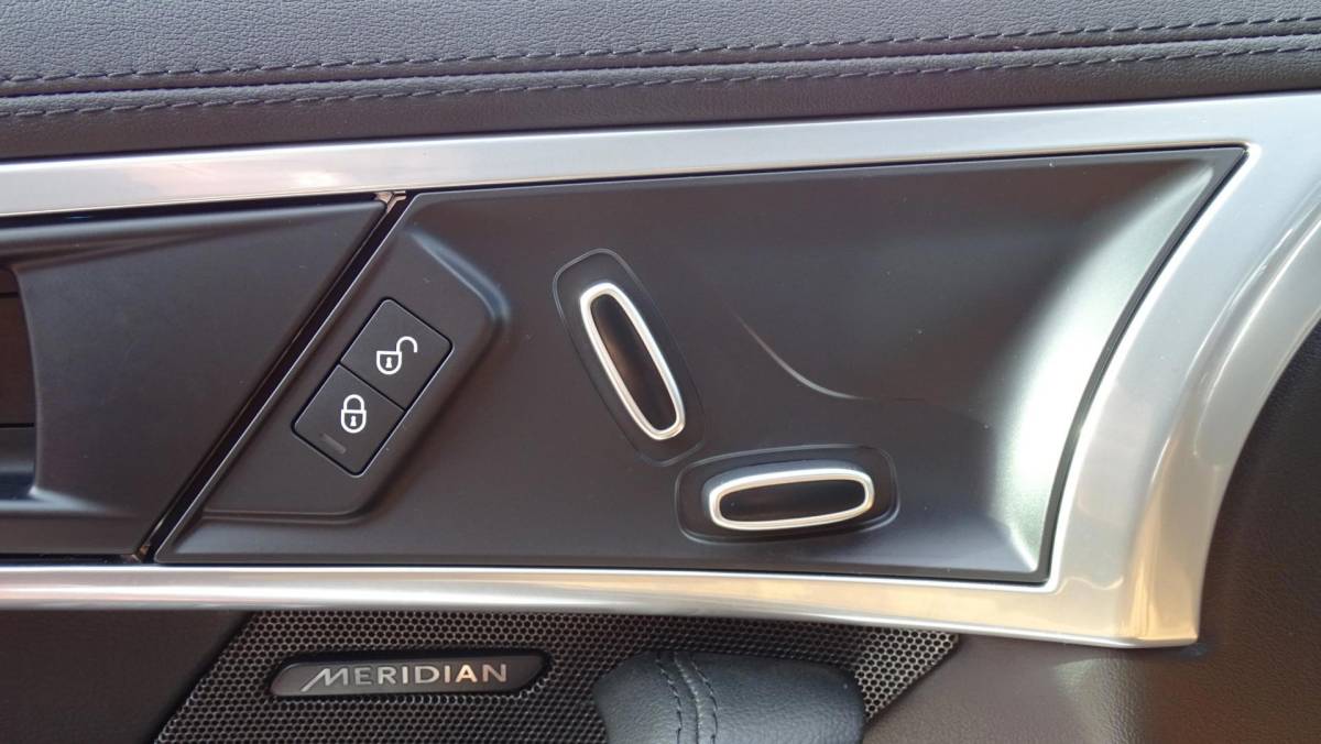 Jaguar F-TYPE Jaguar F-TYPE 2.0T Cabriolet | Automaat | 2018 | 112.000km | Vol opties | Dealerauto | Camera | Inruil mogelijk