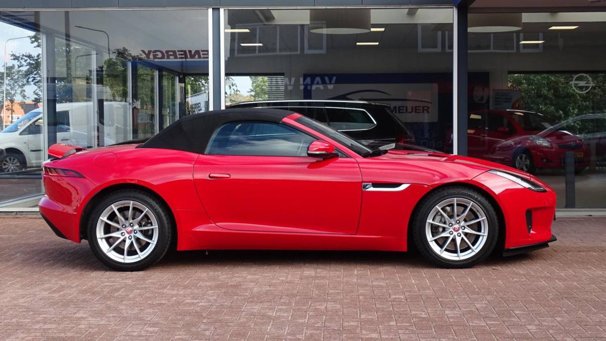Jaguar F-TYPE Jaguar F-TYPE 2.0T Cabriolet | Automaat | 2018 | 112.000km | Vol opties | Dealerauto | Camera | Inruil mogelijk