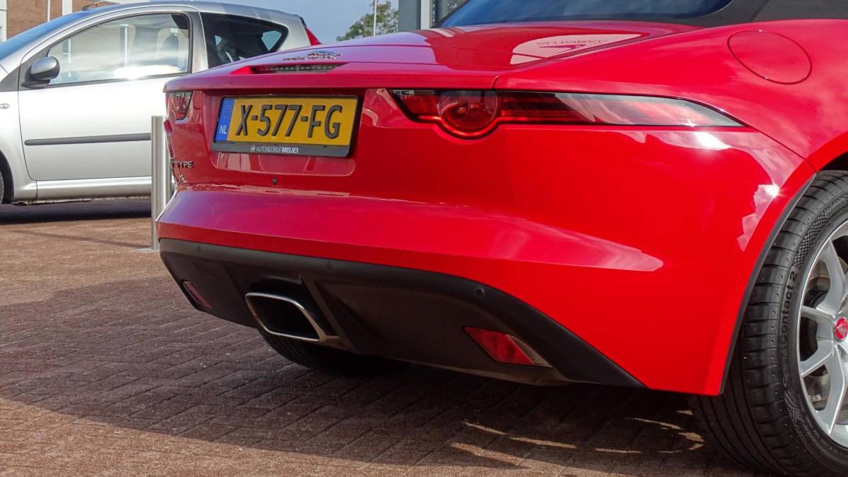 Jaguar F-TYPE Jaguar F-TYPE 2.0T Cabriolet | Automaat | 2018 | 112.000km | Vol opties | Dealerauto | Camera | Inruil mogelijk