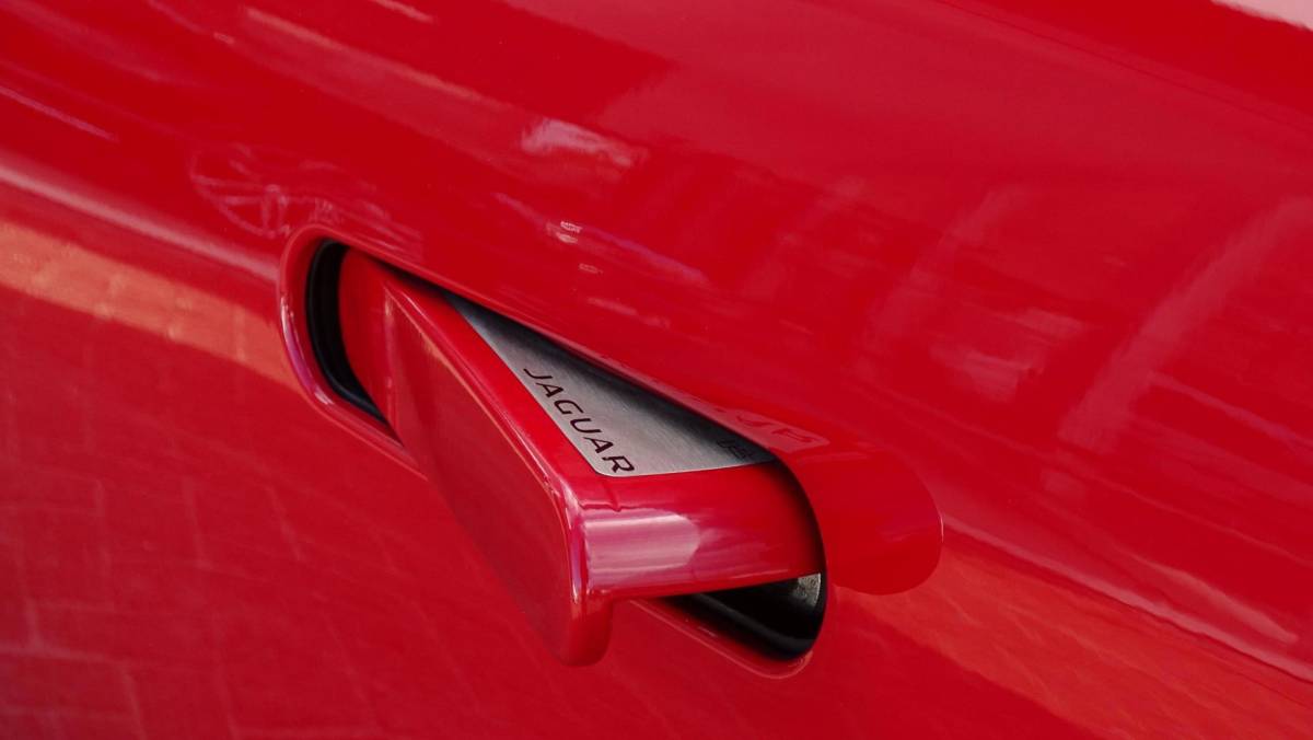 Jaguar F-TYPE Jaguar F-TYPE 2.0T Cabriolet | Automaat | 2018 | 112.000km | Vol opties | Dealerauto | Camera | Inruil mogelijk