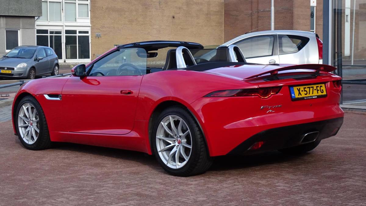 Jaguar F-TYPE Jaguar F-TYPE 2.0T Cabriolet | Automaat | 2018 | 112.000km | Vol opties | Dealerauto | Camera | Inruil mogelijk