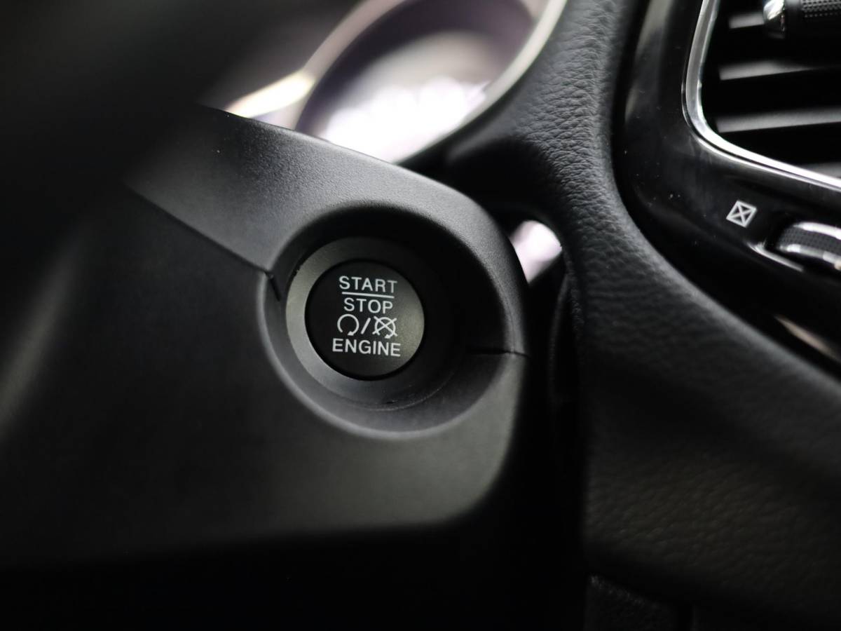 Jeep Compass Jeep Compass 1.3T Limited | Stuur en Stoelverwarming | Camera | Apple Carplay & Android auto | Adaptive Cruise Control | Alpine Audio
