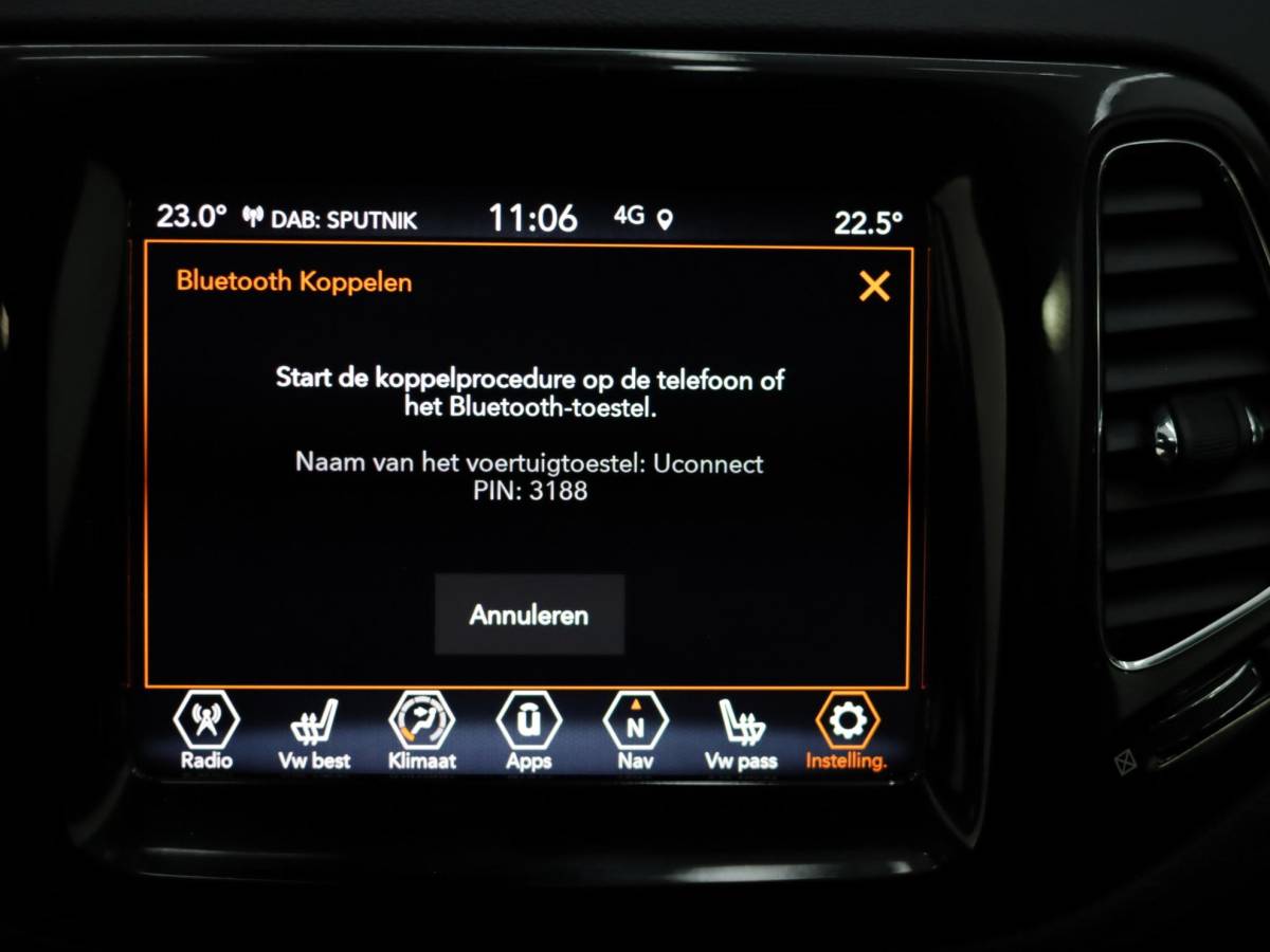 Jeep Compass Jeep Compass 1.3T Limited | Stuur en Stoelverwarming | Camera | Apple Carplay & Android auto | Adaptive Cruise Control | Alpine Audio