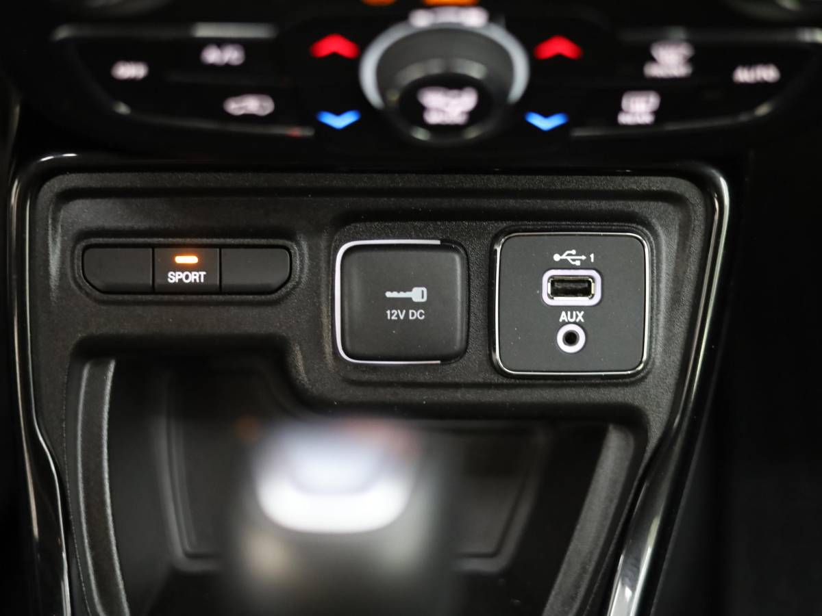 Jeep Compass Jeep Compass 1.3T Limited | Stuur en Stoelverwarming | Camera | Apple Carplay & Android auto | Adaptive Cruise Control | Alpine Audio