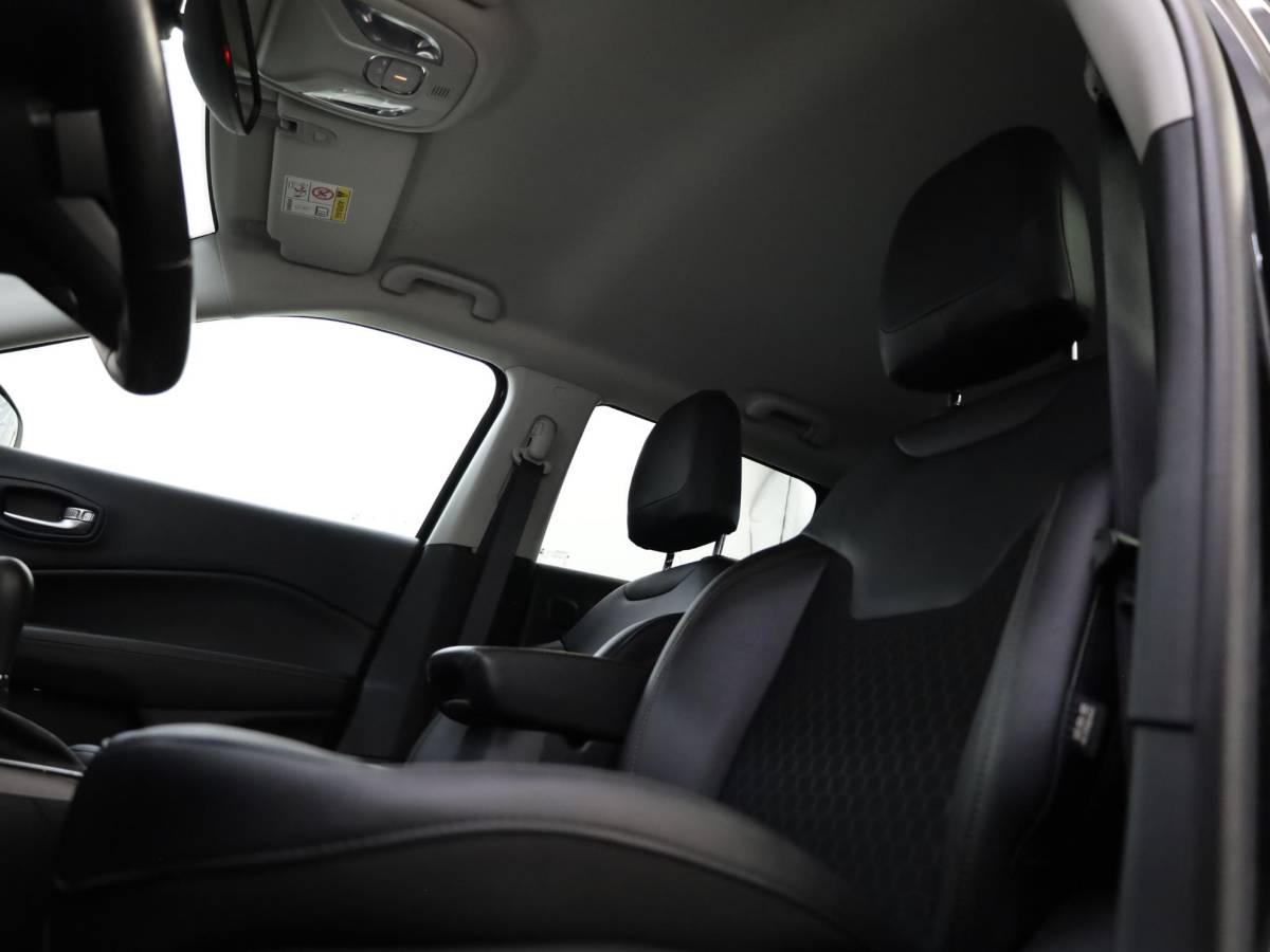 Jeep Compass Jeep Compass 1.3T Limited | Stuur en Stoelverwarming | Camera | Apple Carplay & Android auto | Adaptive Cruise Control | Alpine Audio