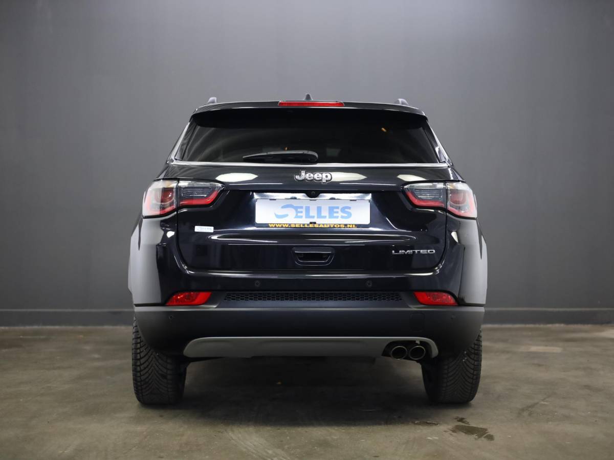 Jeep Compass Jeep Compass 1.3T Limited | Stuur en Stoelverwarming | Camera | Apple Carplay & Android auto | Adaptive Cruise Control | Alpine Audio