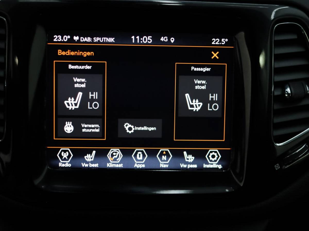 Jeep Compass Jeep Compass 1.3T Limited | Stuur en Stoelverwarming | Camera | Apple Carplay & Android auto | Adaptive Cruise Control | Alpine Audio