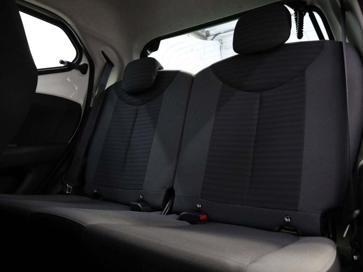 Toyota Aygo Toyota Aygo 1.0 VVT-i x-play | Camera | Cruise Control | Airco