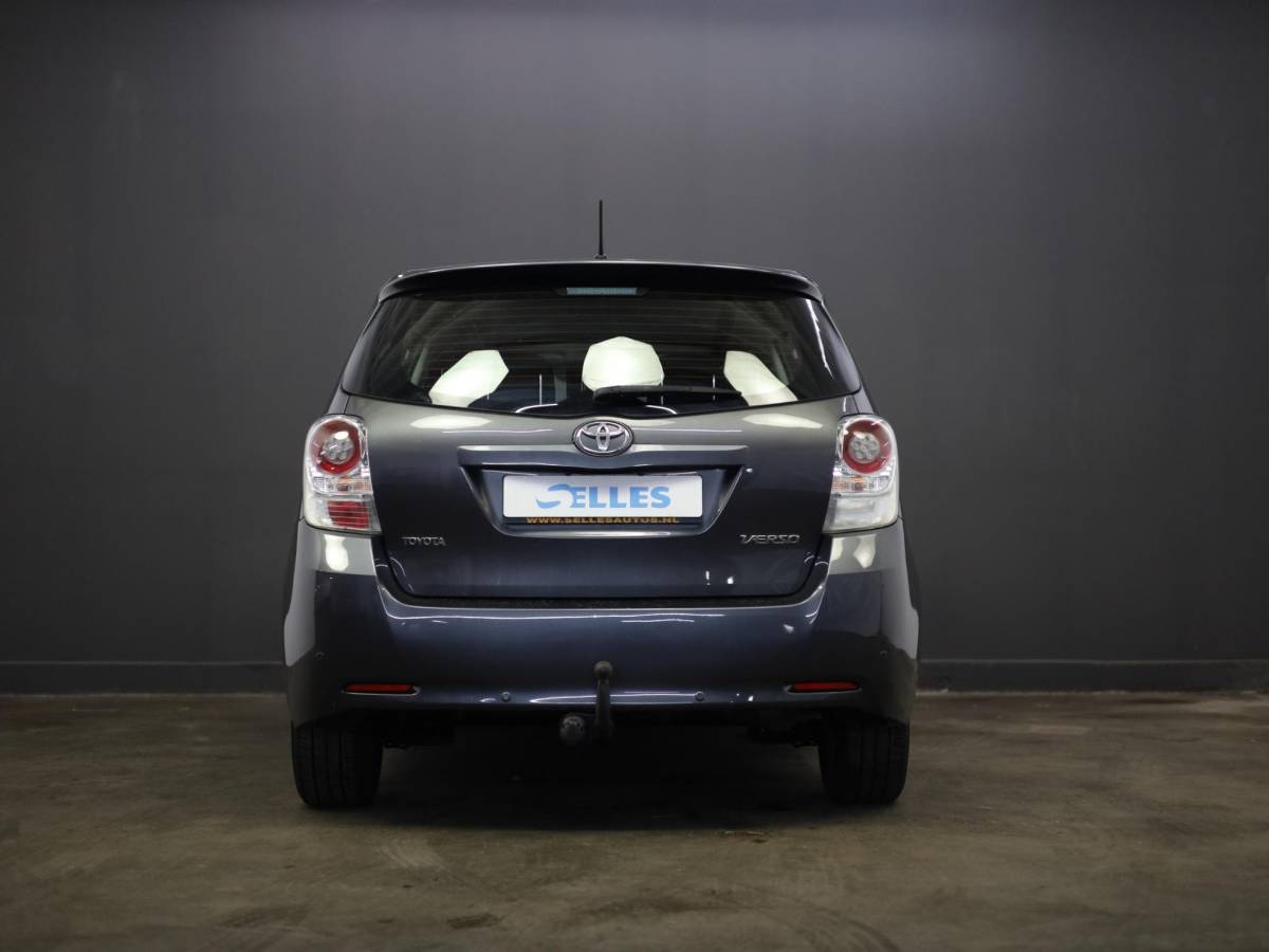 Toyota Verso Toyota Verso 1.8 VVT-i Business 7persoons | Trekhaak