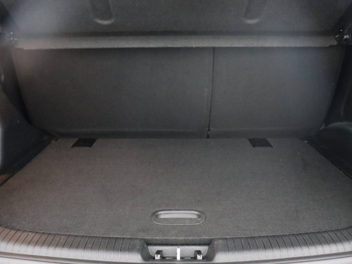 Kia Venga Kia Venga 1.6 CVVT DynamicPLusLine (Afn. Trekhaak / Camera / Navi / Cruise / PDC)