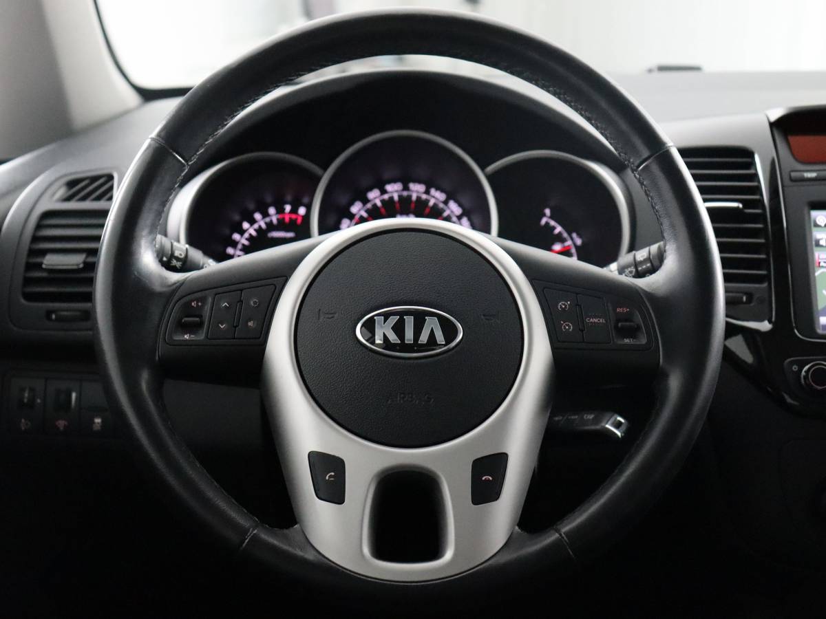 Kia Venga Kia Venga 1.6 CVVT DynamicPLusLine (Afn. Trekhaak / Camera / Navi / Cruise / PDC)