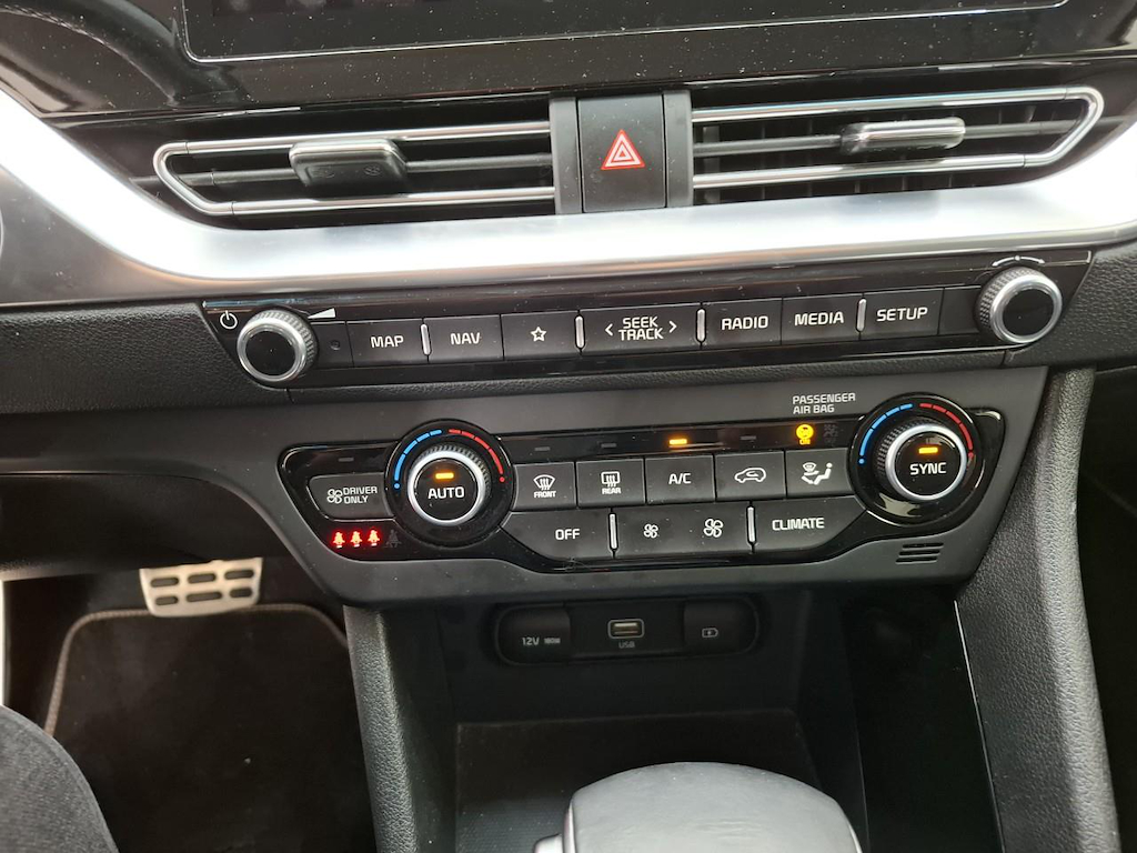 Kia Niro Kia Niro 1.6 GDi PHEV DynamicPlusLine | Apple Carplay/Android Auto | Virtual cockpit | Cruise control ad. | Led