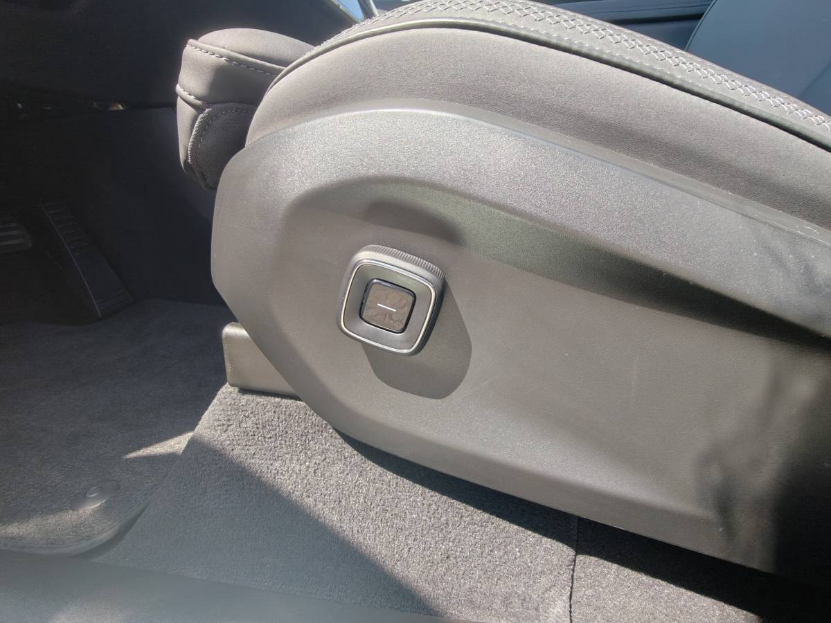 Volvo EX90 Volvo EX90 Twin Motor Performance 517PK Ultra 7p. 111 kWh | Trekhaak | Luchtvering | Climate | 22” | Bose |