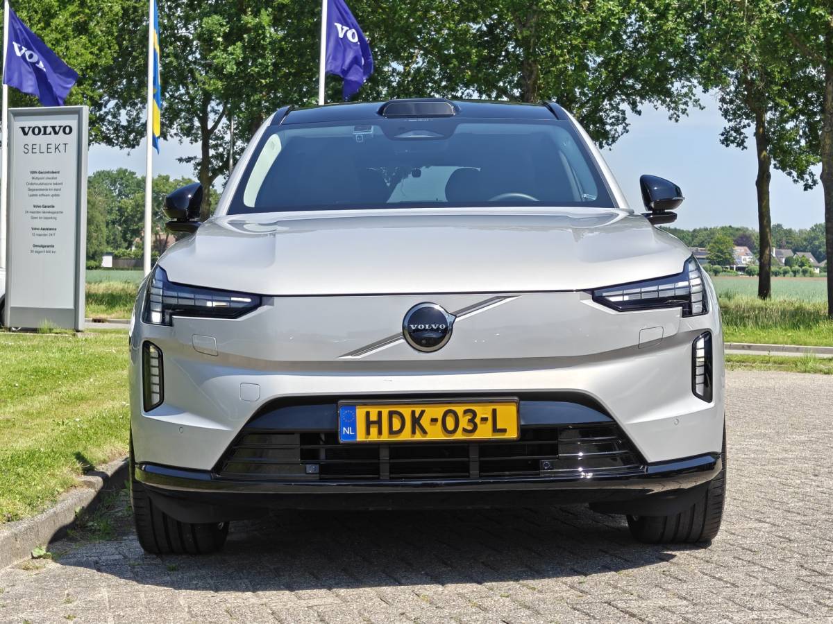 Volvo EX90 Volvo EX90 Twin Motor Performance 517PK Ultra 7p. 111 kWh | Trekhaak | Luchtvering | Climate | 22” | Bose |