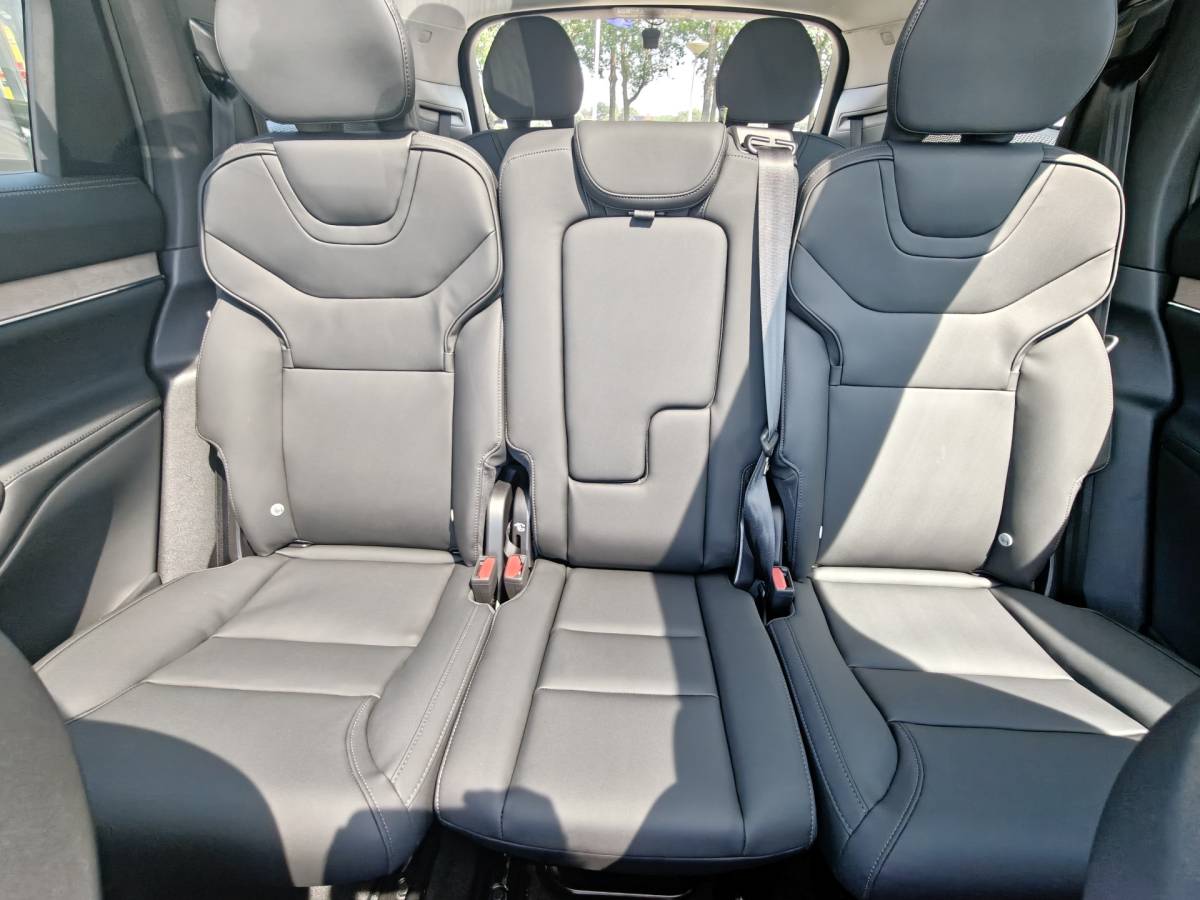 Volvo EX90 Volvo EX90 Twin Motor Performance 517PK Ultra 7p. 111 kWh | Trekhaak | Luchtvering | Climate | 22” | Bose |