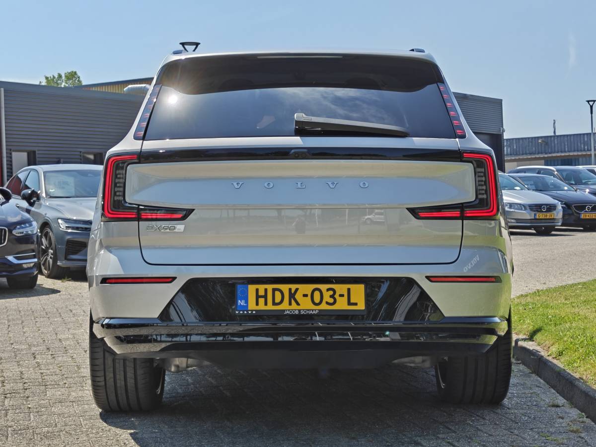 Volvo EX90 Volvo EX90 Twin Motor Performance 517PK Ultra 7p. 111 kWh | Trekhaak | Luchtvering | Climate | 22” | Bose |