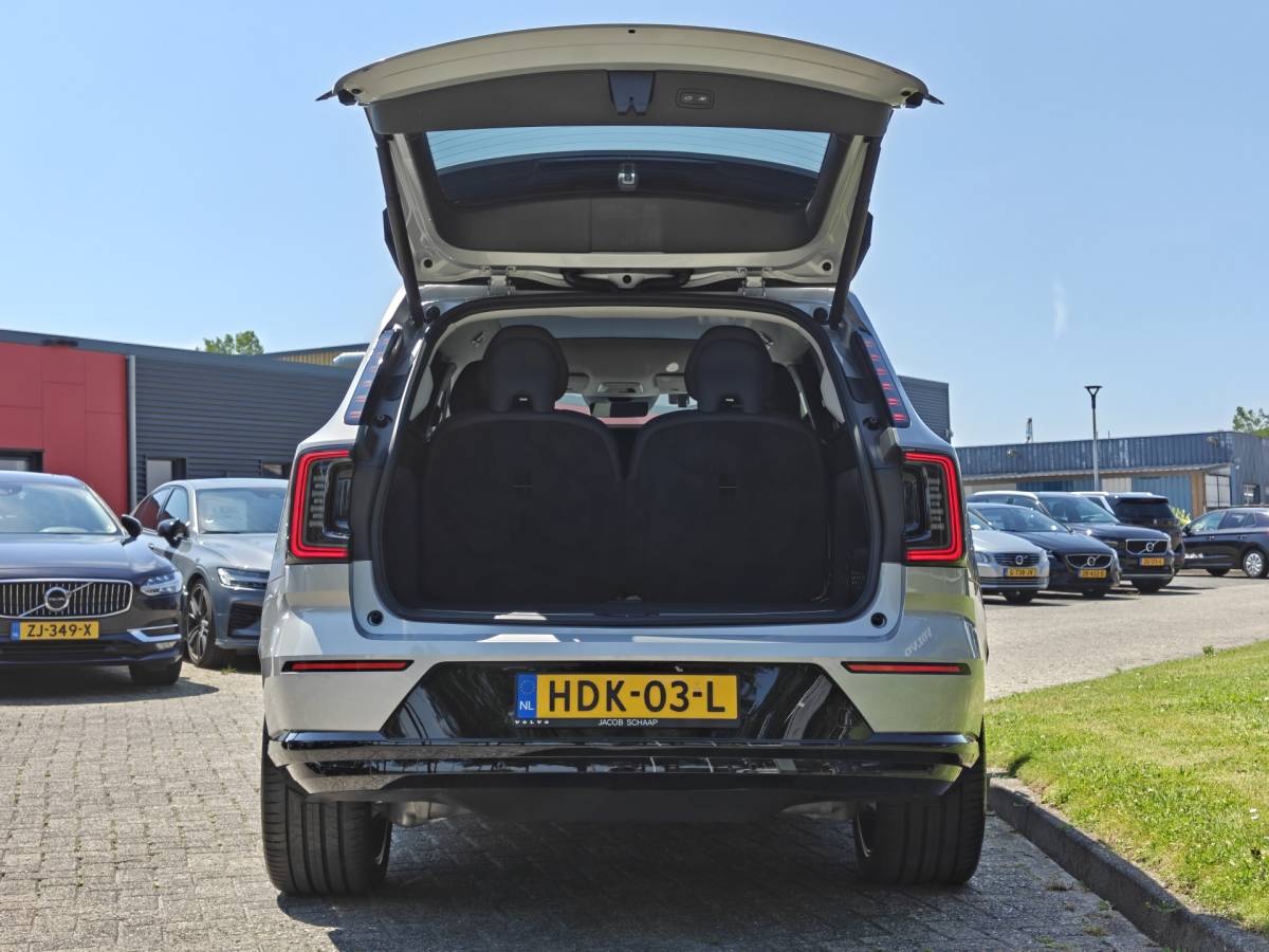 Volvo EX90 Volvo EX90 Twin Motor Performance 517PK Ultra 7p. 111 kWh | Trekhaak | Luchtvering | Climate | 22” | Bose |