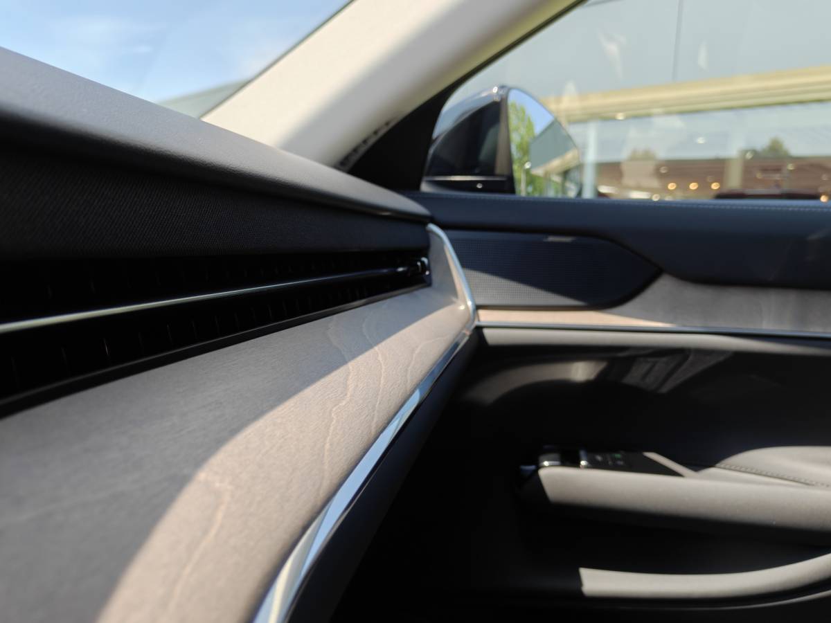 Volvo EX90 Volvo EX90 Twin Motor Performance 517PK Ultra 7p. 111 kWh | Trekhaak | Luchtvering | Climate | 22” | Bose |